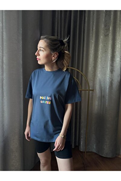 Bliss Dale تي شيرت مطبوع عليه طاقة إيجابية كبيرة الحجم