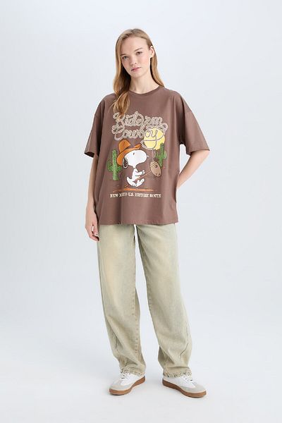 DeFacto Coool Snoopy Oversize Wide Fit Crew Neck Short Sleeve T-Shirt D9135Ax25Sm