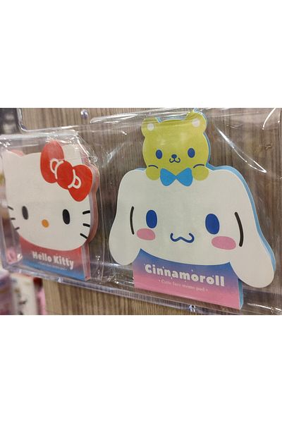 bundle island Large Size Notepad with Figures Kuromi, Hello Kitty, Cinnamoroll, My Melody (4 Pieces in Total) 10cm X 10cm