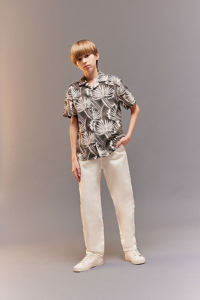 DeFacto Boy Oversize Wide Fit Polo Neck Short Sleeve Shirt D7771A825Sm