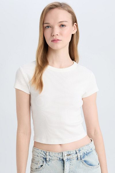 DeFacto Cool Fitted Crew Neck Basic Απλό Κορδόνι Καμιζόλα Κοντό μανίκι Λευκό T-Shirt E0287ax25sm