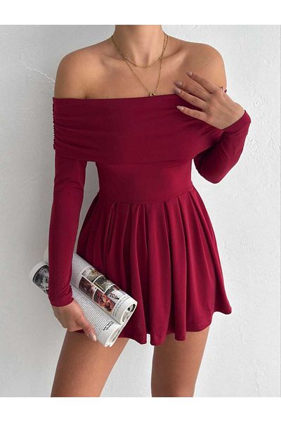 Butik Merrline Women Burgundy Sandy Fabric Madonna Collar Pleated Mini Dress