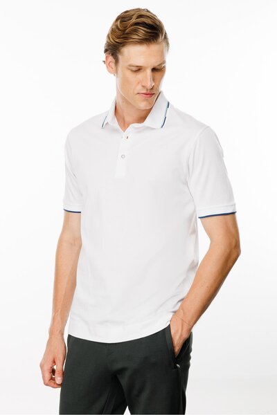 Desen Triko Λευκό ανδρικό μπλουζάκι με ριγέ γιακά πόλο