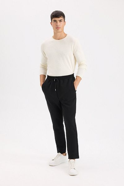 DeFacto Μαύρο παντελόνι φούτερ Twill Slim Fit Slim Fit με κορδόνι με κορδόνι με τσέπες ίσιο πόδι D9708ax24au