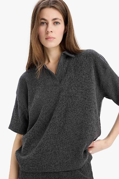 DeFacto Relax Fit Basic Solid Wrap Kurzarm-T-Shirt E0981ax25sp