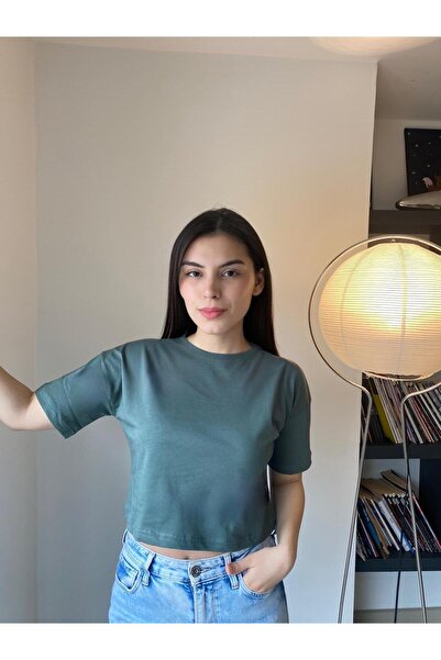 Bliss Dale تي شيرت قصير ذو رقبة دائرية أساسي كبير الحجم