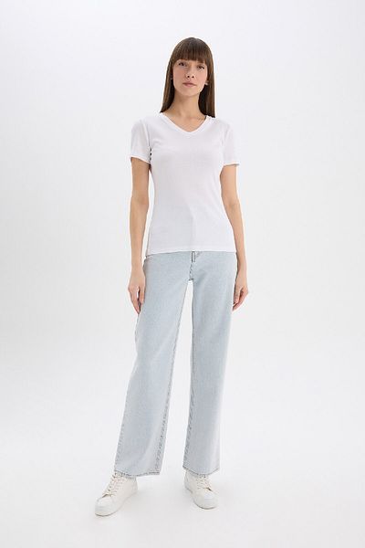 DeFacto Slim Fit Slim Fit V-Ausschnitt Rib Basic Plain Kurzarm Weißes T-Shirt I1080az25sp