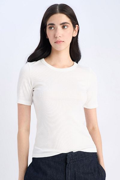 DeFacto Slim-Fit-Camisole-T-Shirt mit Rundhalsausschnitt – kurze Ärmel, einfarbig, C0097ax25sp
