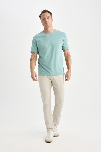 DeFacto Noul tricou de bază cu mânecă scurtă, cu decolteu rotund, cu croiala normală E1091AXNS