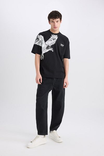 DeFacto Oversize Wide Fit Crew λαιμόκοψη εμπριμέ κοντομάνικο μπλουζάκι D9506ax