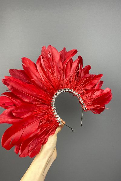 Limelia Dali Model Feather and Stone Bridal Henna Crown Accessory Red