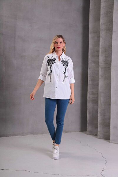 Mia Kadın Beyaz Gömlek İşlemeli Kol Manşetli