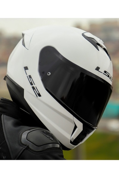 LS2 Stream 2 Beyaz Kapalı Motosiklet Kaskı Siyah Camlı