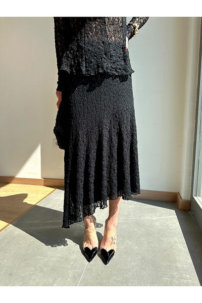 MAMAYAGA Fusta cu design midi, cu talie înaltă, cu dantelă elastică, cu dantelă, cu tăietură asimetrică