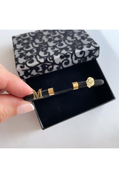 simurg jewellery Altın Kaplamalı Gümüş harfli Aslan Logolu Siyah Çelik Bileklik
