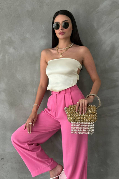 oshebu Κρέμα – Γυναικεία μπλούζα με λεπτομέρεια από λάστιχο στην πλάτη