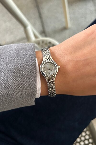 keisy ساعة يد نسائية لاريس