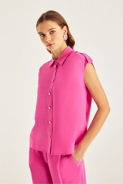 Naramaxx Epaulette Sleeveless Shirt