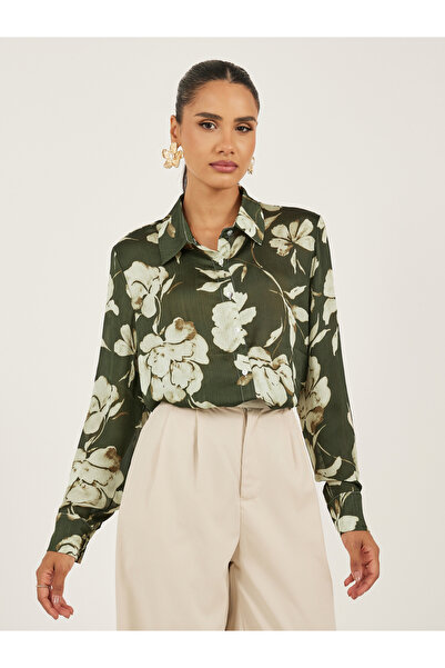 Styli قميص نسائي كبير الحجم بياقة واسعة ومطبوع عليه زهور