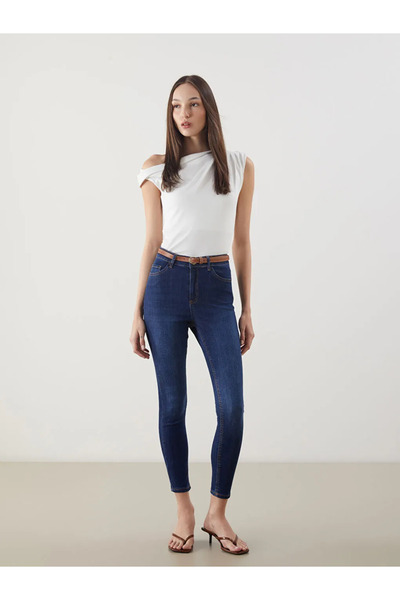 LC Waikiki بنطلون جينز نسائي بقصة ضيقة للغاية من LCW مع حزام خصر نيلي من نوع ...