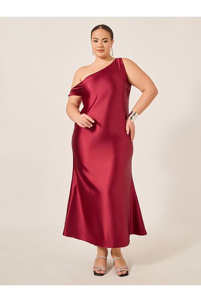 Styli Plus Size Asymmetric Neck Satin A-Line Maxi Dress