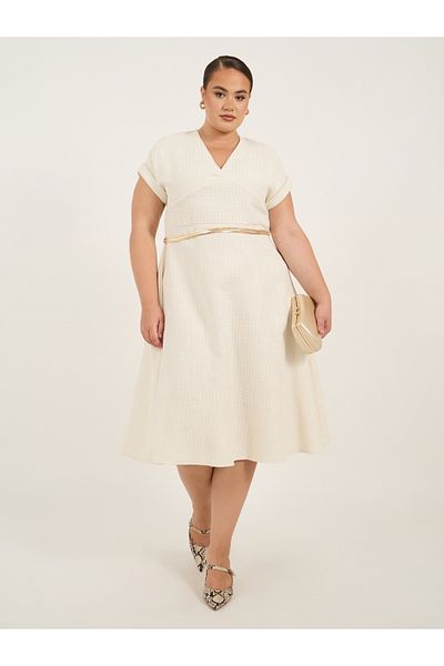 Styli Plus Size Short Sleeves A-Line Midi Dress with Chain Belt
