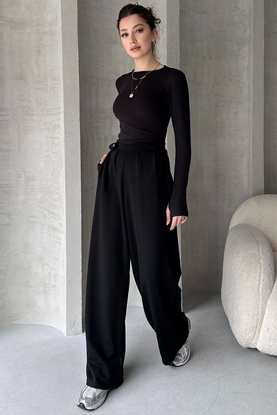 EYYE Black Crepe Fabric Loose Cut Women's Trousers