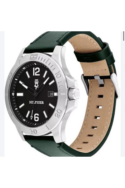 Tommy Hilfiger Pánské hodinky Tommy Hilfiger 1710531 Ryan, stříbrná barva s černým ciferníkem, mechanismus Epson VX42E Quartz