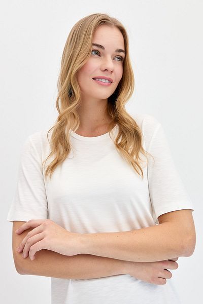 Desen Triko Tricou de damă cu gât roșu din bumbac pieptănat din țesătură cu flacără Ecru