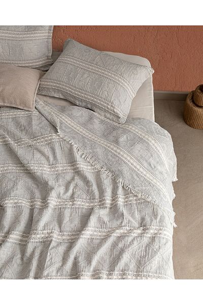 Madame Coco Ethnique-Tagesdecke für Doppelbett