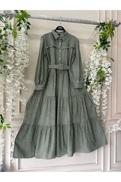 BisuModa Φόρεμα με αγκράφα με λεπτομέρεια με ζώνη γιακά πουκάμισου