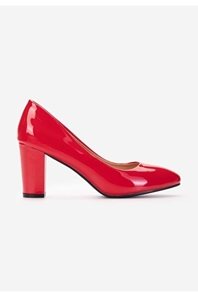 B T Shoes Red Chic Patent Heeled Shoes