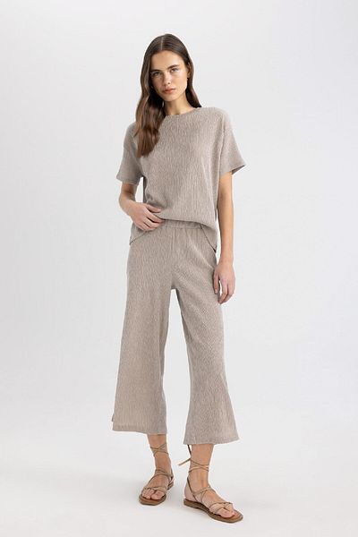 DeFacto Wide Leg Regular Waist Wrap Capri – C4329ax24sp