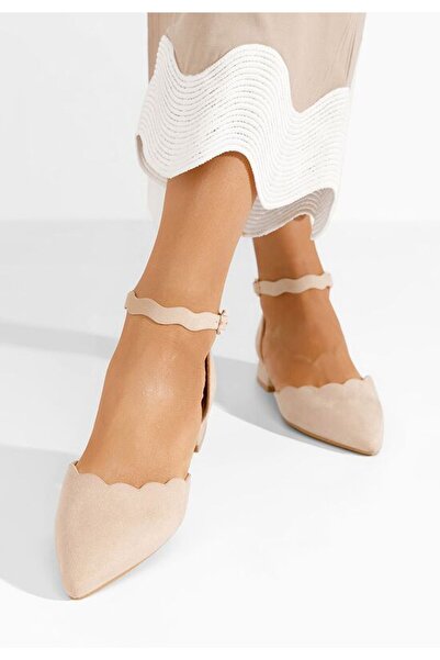 B T Shoes Γουέμπερ Μπεζ Παπούτσια με Χαμηλό Τακούνι