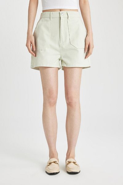DeFacto Gabardine-Shorts mit hoher Taille und doppeltem Bein A8124AX24HS