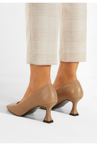 B T Shoes Pantofi Cu Toc Kaki Quintana