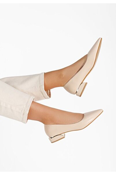 B T Shoes Bertesa V2 Παπούτσια με χαμηλό τακούνι Μπεζ