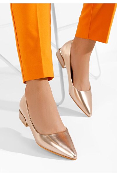 B T Shoes Μπερτέζα V2 σαμπανί παπούτσια με χαμηλό τακούνι