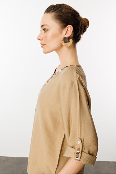 Desen Triko Women's Open Collar Collar Ethnic Embroidered Shirt Stone