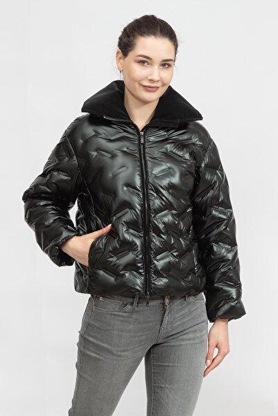 Emporio Armani Kadın Mont