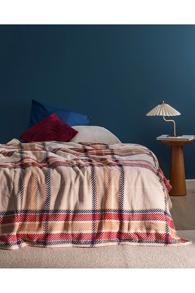 Madame Coco Bedruckte Wellsoft-Decke „Antonin“
