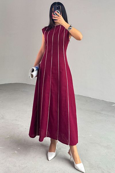 Cappmoda ELB-0402 Φόρεμα μίντι μήκους από λινό ύφασμα με λεπτομέρεια σε μπορντό γραμμή