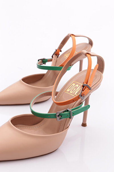 DGN Kadın Sivri Burun Parmak Dekolteli Ince Topuklu Ayakkabı Bej Renkli 2161662859