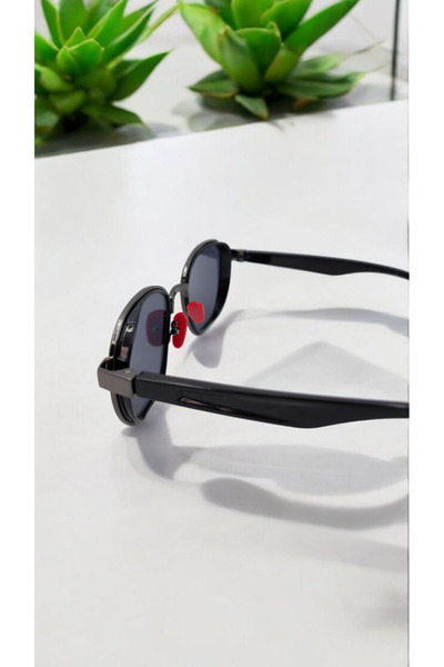 Yaseminli Butik Unisex Black Metal Diagonal Design Rimmed Sunglasses