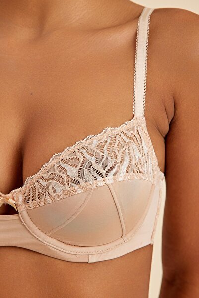 Amarelle Σουτιέν Emma Ten Lace εφέ σύσφιξης - Half Cup Underwire και χωρίς επένδυση