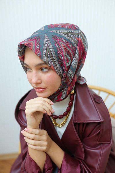 Silk Home 73069-28 Model Soft Scarf