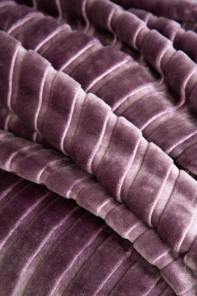 Apricitas HOME 160/220 Model Gentle Damson Blanket
