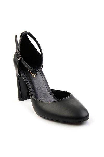 Bambi Black Women's Classic Heeled Shoes K 01209401009