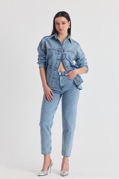 Rays Buzkar Stone Detail Mom Jean 3332