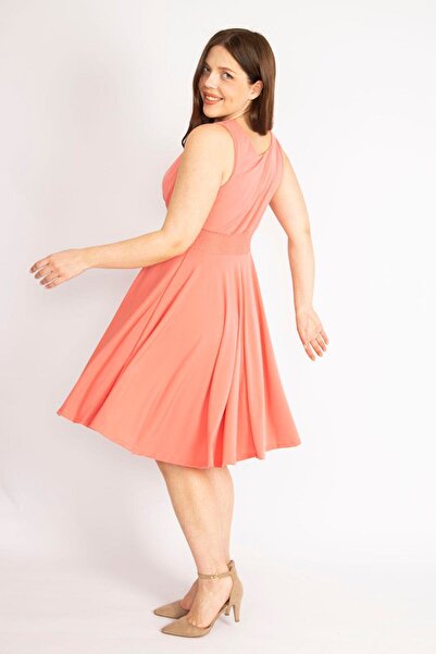 Şans Γυναικείο ρόδι μεγάλο μέγεθος τυλιγμένο γιακά πίσω μέση από καουτσούκ Λεπτομερές φόρεμα 65n36256